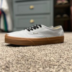 Vans authentic light gray/gum color way size 10.